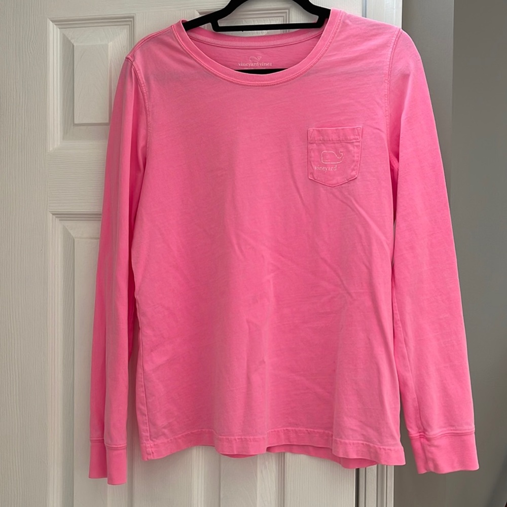 Vineyard Vines Vintage Whale Long-Sleeve Pocket Tee